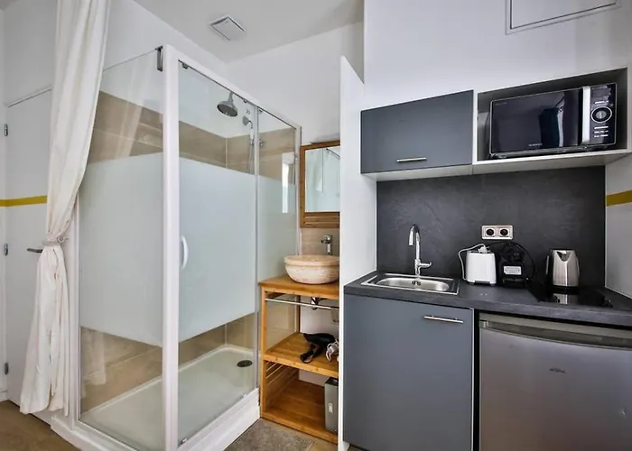 cosy indépendant studio proche gare et jardin París, Francia