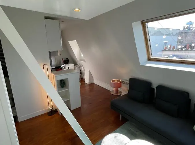 Beautiful Lincoln Apartment Parigi, Francia