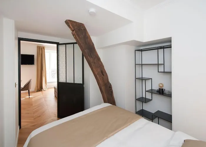 Odeon - Notre Dame Paris Climatise-Wifi Apartment, France