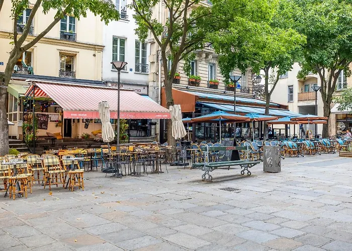 Holidaysinparis - Bourg Tibourg, Frankrijk