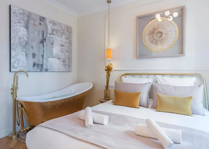 The Gatsby Suite Paris, France