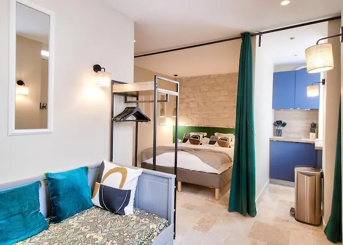Cozy Apartement Historic Center Paris & Montmartre, France