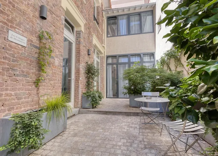 Les Cottages De Montmartre - Secret Courtyard Parijs, Frankrijk