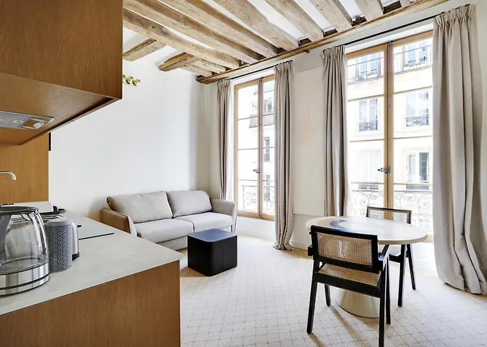 Pick A Flat's Apartments in Louvre - Rue Saint Honoré París, Francia