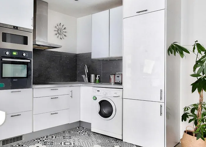 Appartement Quartier Tour Eiffel Free Netflix Paris, France