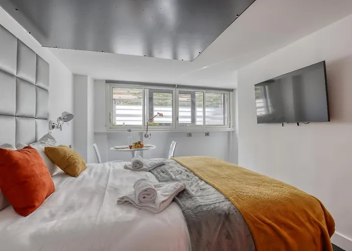 Branded New And Comfy Studio - Heart Of Paris 3, France
