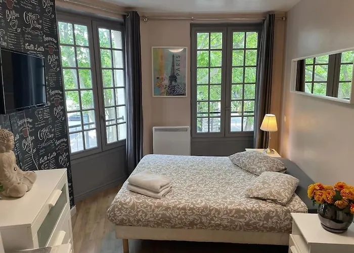 Studio Montsouris Paris, France
