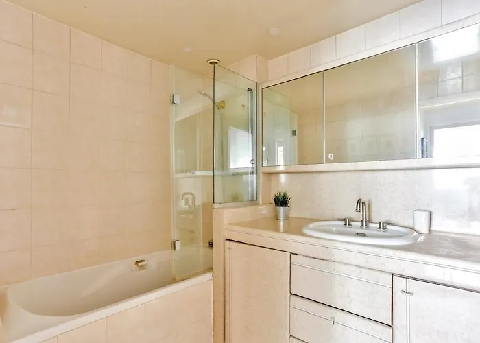 Appartement Quartier Arc De Triomphe Free Netflix París, Francia
