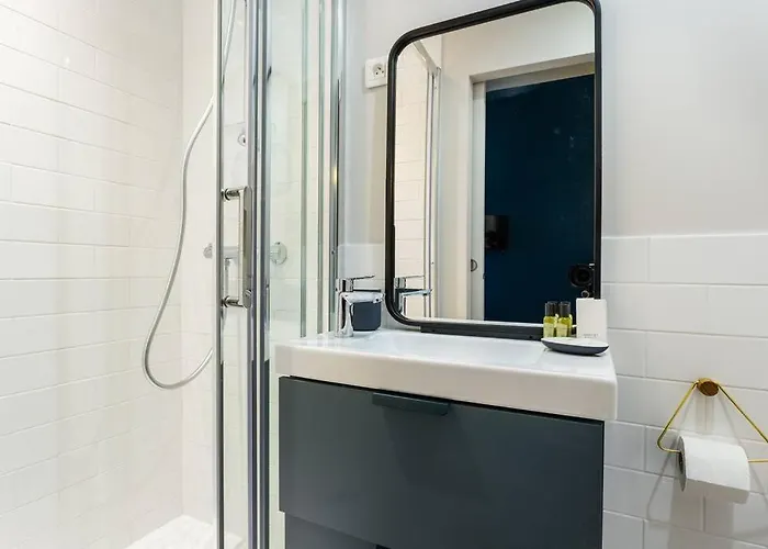 Cosy Studio - Arc De Triomphe Paris, France
