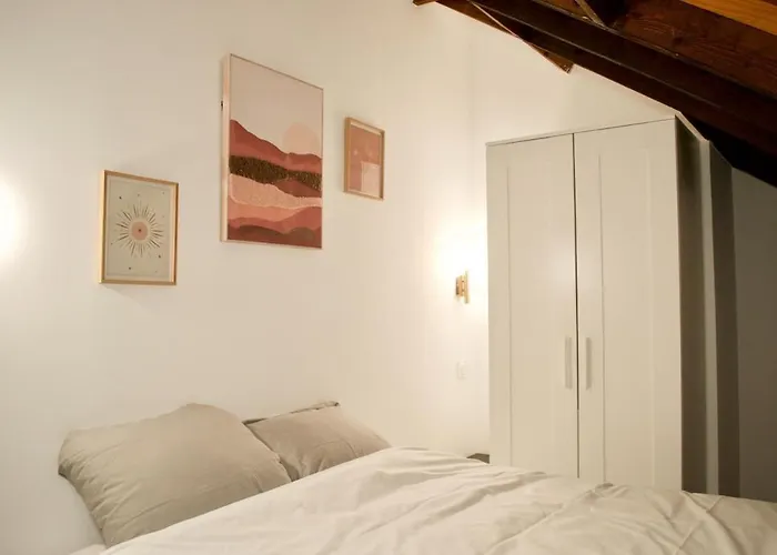 Bonne Graine : Appartement Parisien Branche A 10 Min De Bastille, Frankrijk