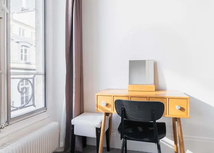 Appartement Paisible Proximité des Halle - 4P - FLAT-GUEST París, Francia