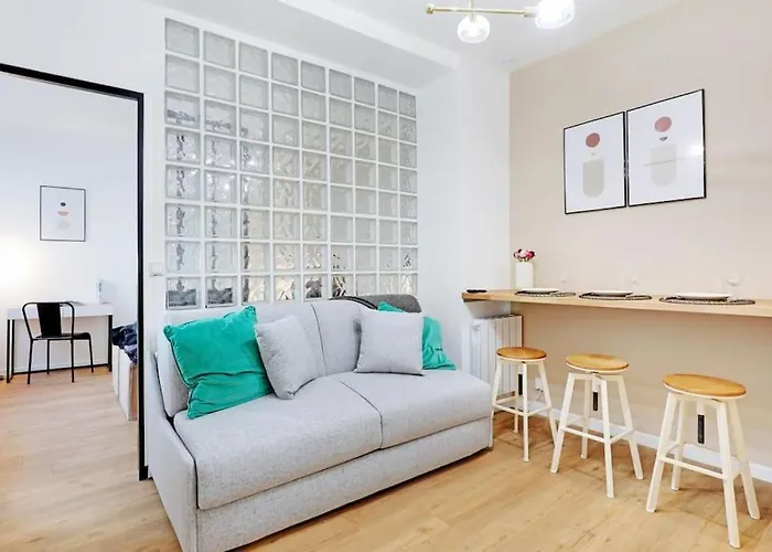Charming Appartements For 4 People - Le Marais Parigi, Francia