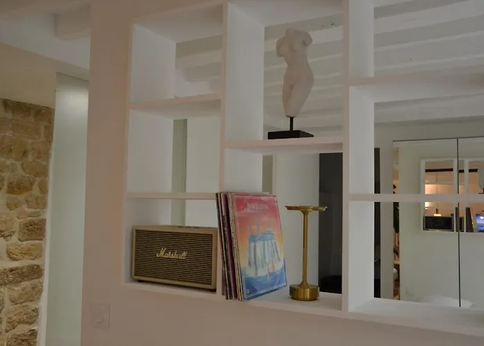Hot Hot Hot Loft Faubourg Saint-Denis Apartment Paris, France