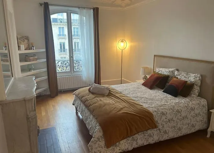 Guest Room Nearby Champs Elysees Paris, França