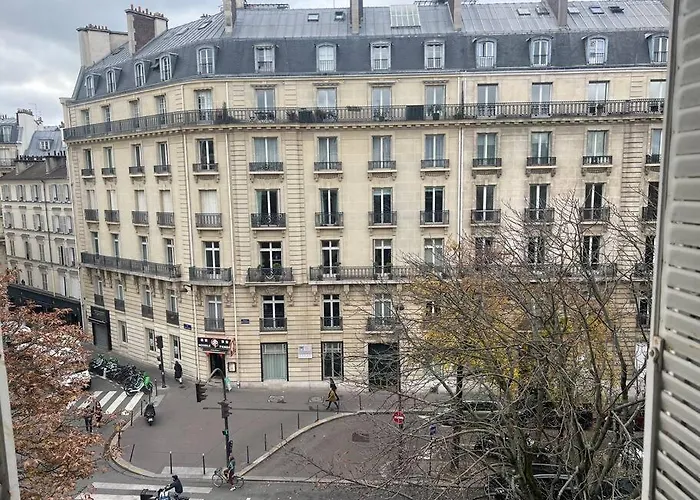 Guest Room Nearby Champs Elysees Paryż, Francja