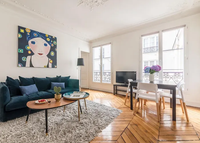 Appartements Bergere Paris, France