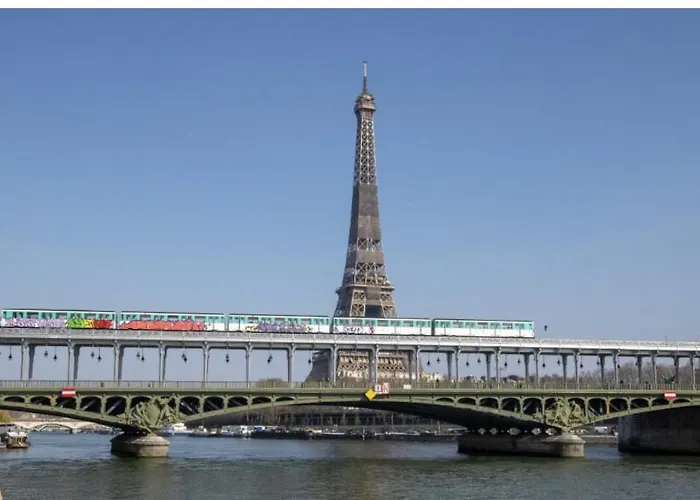Appartement Central 7 Eme Arrondissement Париж, Франція