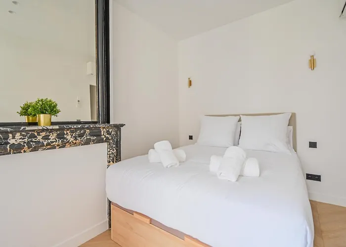 Sumptuous & Serene Parisian Flat, France
