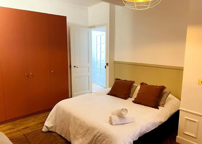 Triplex A Montmartre - Sauna París, Francia