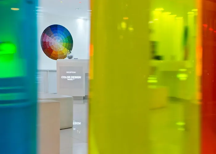 Color Design Hotel Paris, Frankreich
