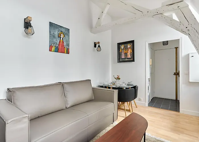 Charming 1 Bedroom Flat Coeur Du Marais By Studio Prestige Parigi, Francia