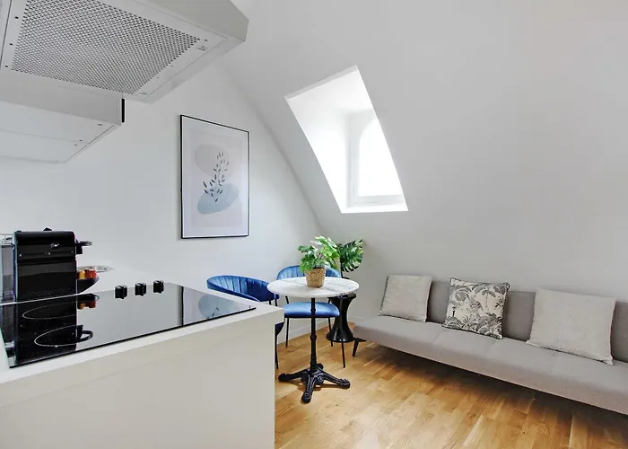 Charming Apartment - 1Br-3P -Trocadero Parigi, Francia