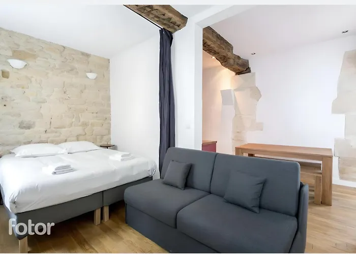 Suite Du Lion/Ac Historic Flat, Marais, 4-5 Guests París, Francia