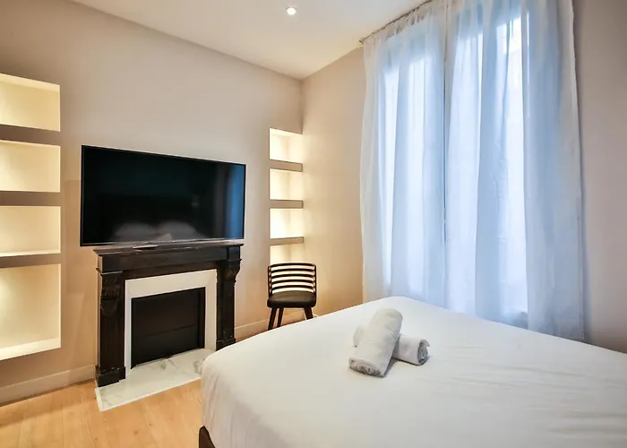 Blue Nights Apartments - Sebastopol Paryż, Francja