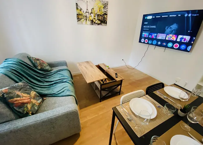 Appartement,Paris Nord,Eurostar,Thalys,Sacre-Coeur, France
