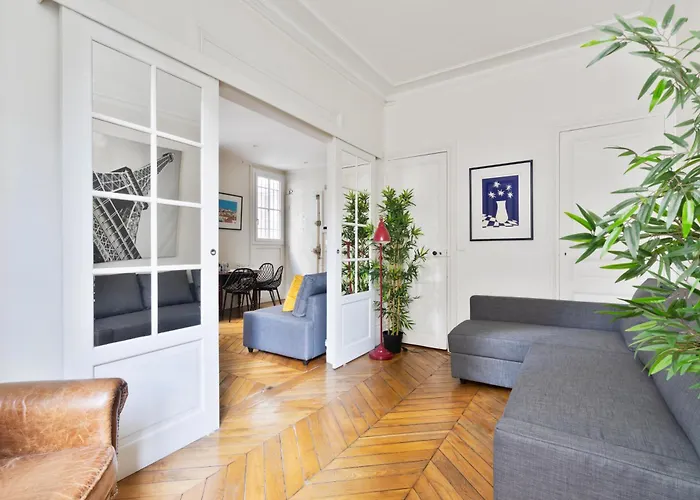 Appartement Quartier Champ De Mars Free Netflix Paris, France