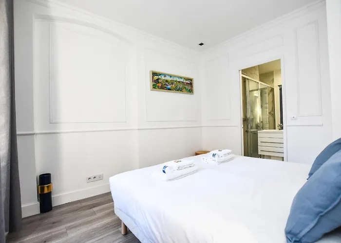 Cozy Apartment - 2Br-7P- Opera House Paris, France