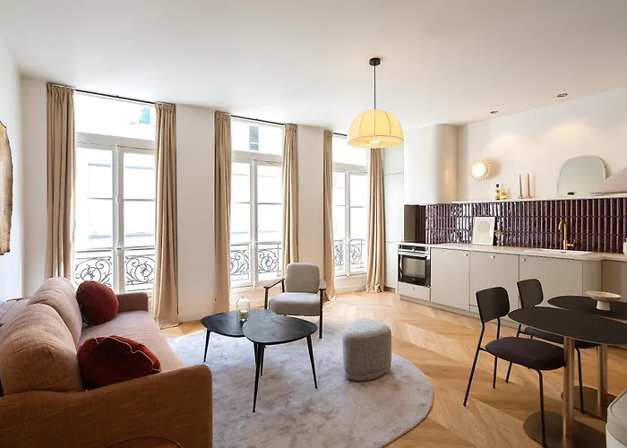 Habitat Parisien - Grands Boulevards Montorgueil, France