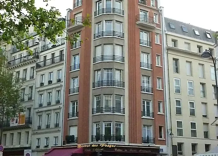 Luxury Stay Paris Place Des Vosges, Francia