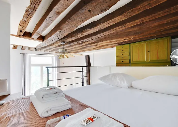 Appartamento Modern flat - 1BD-4P - Arts et Métiers Parigi, Francia