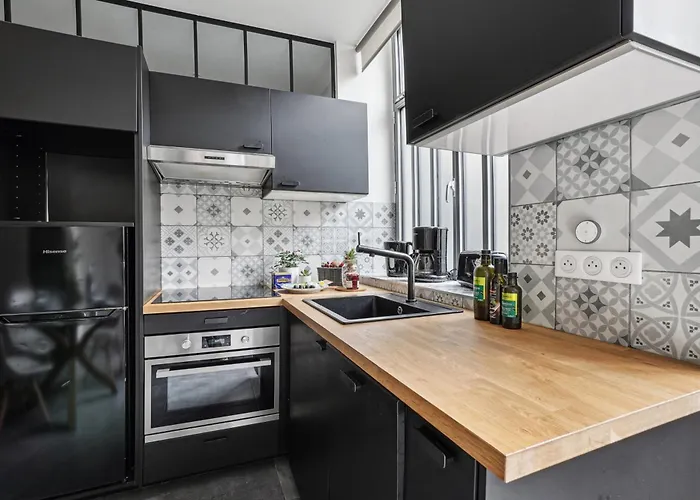 Lavie Maison I Marais & Historic & Central Paris, France