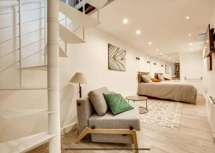 03 Tour Eiffel Appartement Pour 7 Personnes Parigi, Francia
