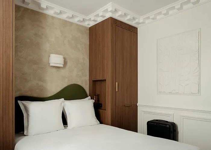 Hotel Leon Paris, France