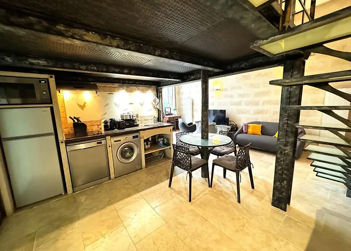 Veda - Loft In The Heart Of Paris - Louvre Apartment, France
