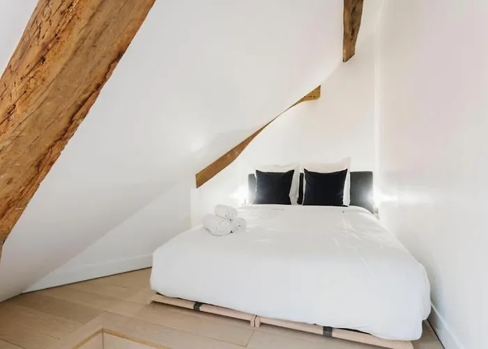 Central Appartement - Sentier Parigi, Francia