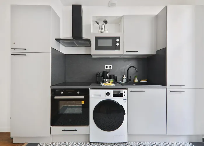 2 Bedroom Appartement Quartier Le Marais Free Netflix Paris, France