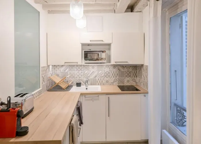 Cosy Appartement En Plein Marais Parigi, Francia