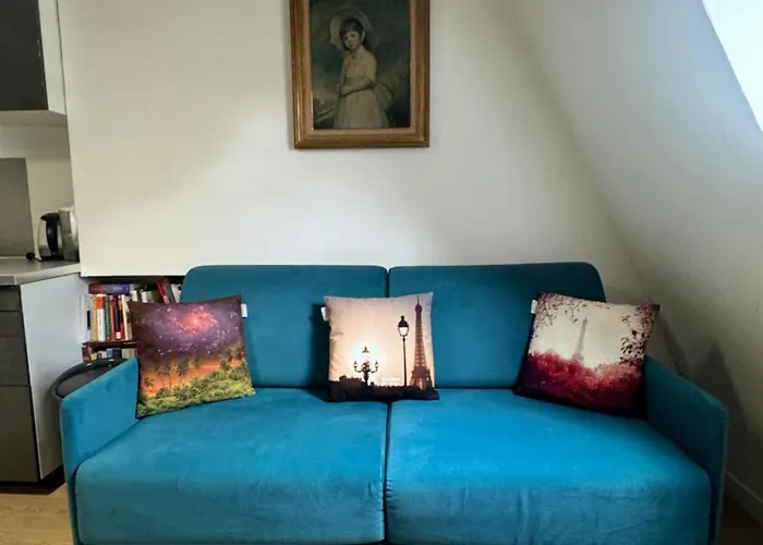Cosy Studio 5 Minutes Tour Eiffel Париж, Франція