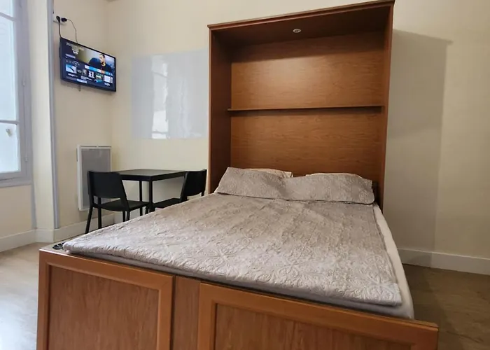 Charmant Studio Spacieux Париж, Франція