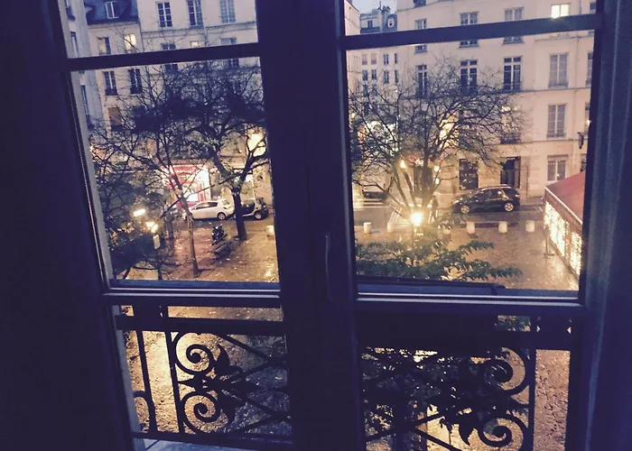 Appartement En Plein Coeur Du Marais Paris, France