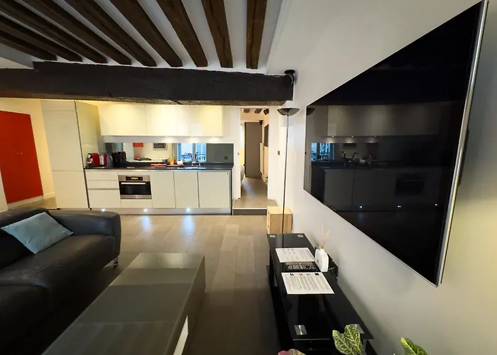 Appartement Design Au Coeur Du Marais Paris, France