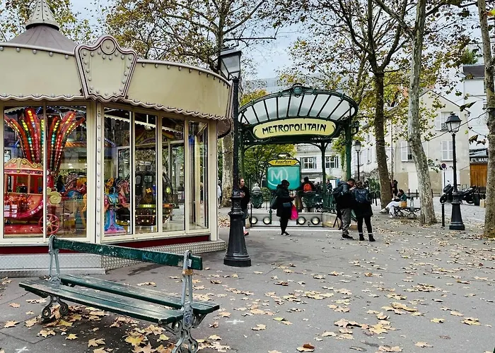 Charmant Cocon Au Coeur De Montmartre Parigi, Francia