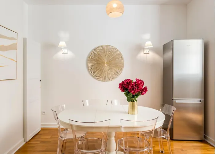 Merveil - Family Suite - Champs Elysees - Monceau Paris, France