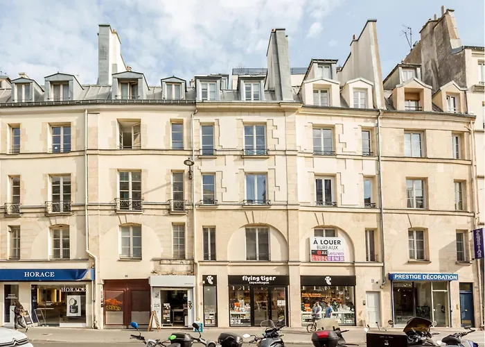 Merveil - Family Suite - Marais - Fbg St Antoine Paris, France