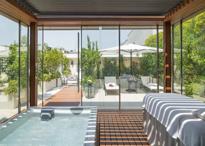 Le Bristol Paris, Oetker Hotels, Prancis