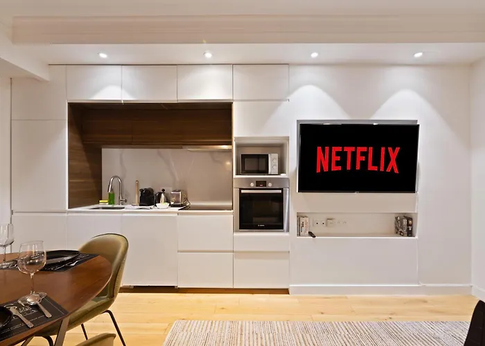 Appartement Quartier Arc De Triomphe 4 Free Netflix Parigi, Francia